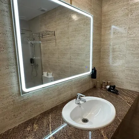 Sant March Hotel *