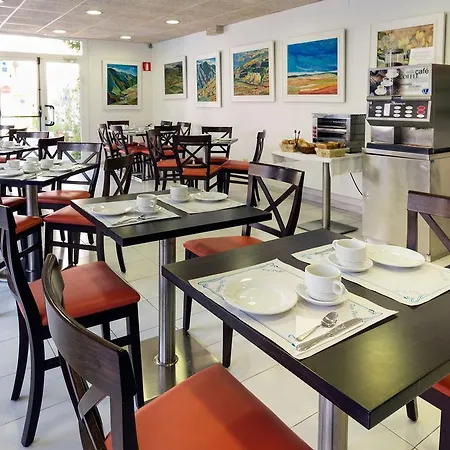Sant March Hotel *